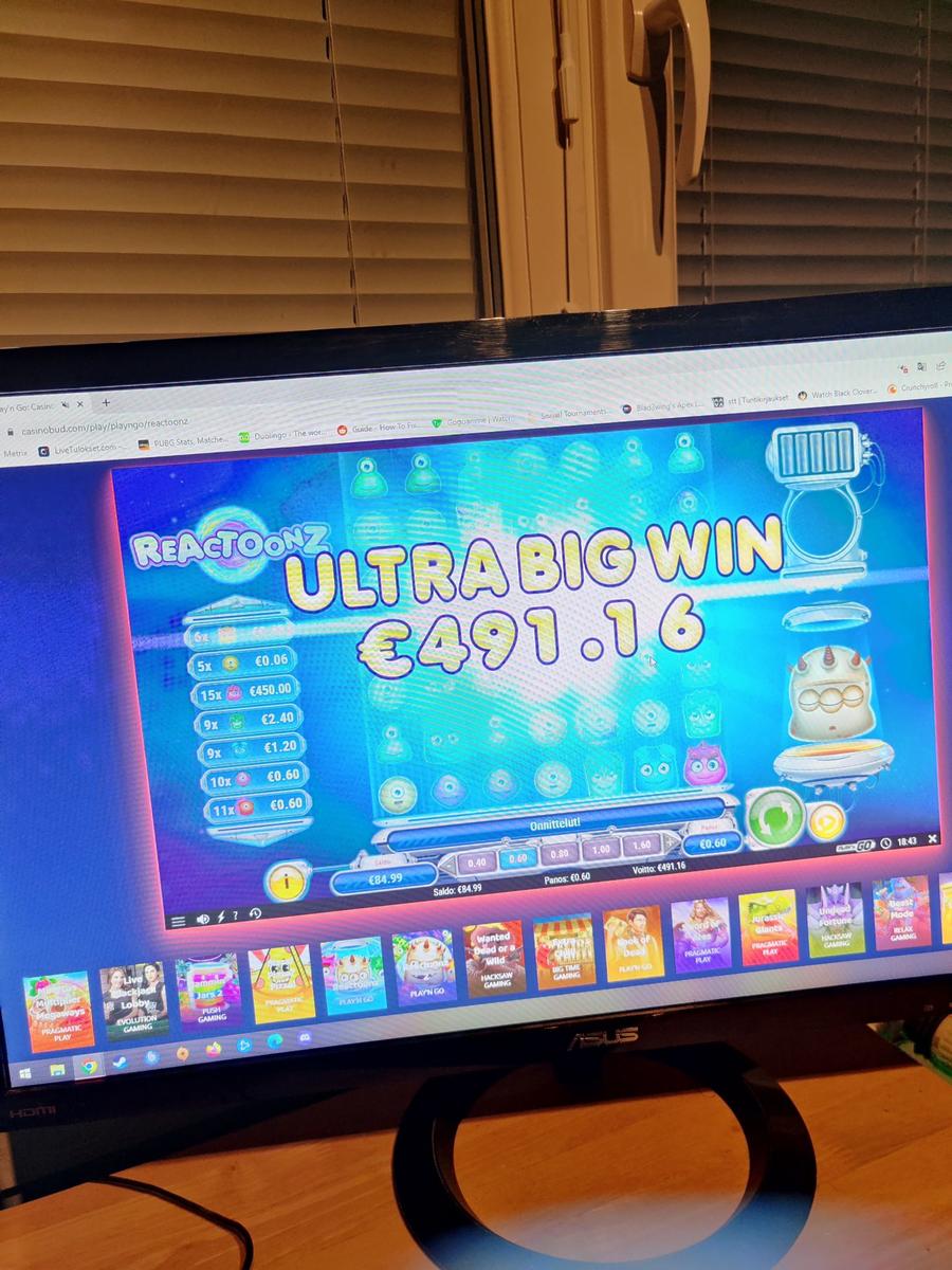 Reactoonz slot machine online casino gambling big win