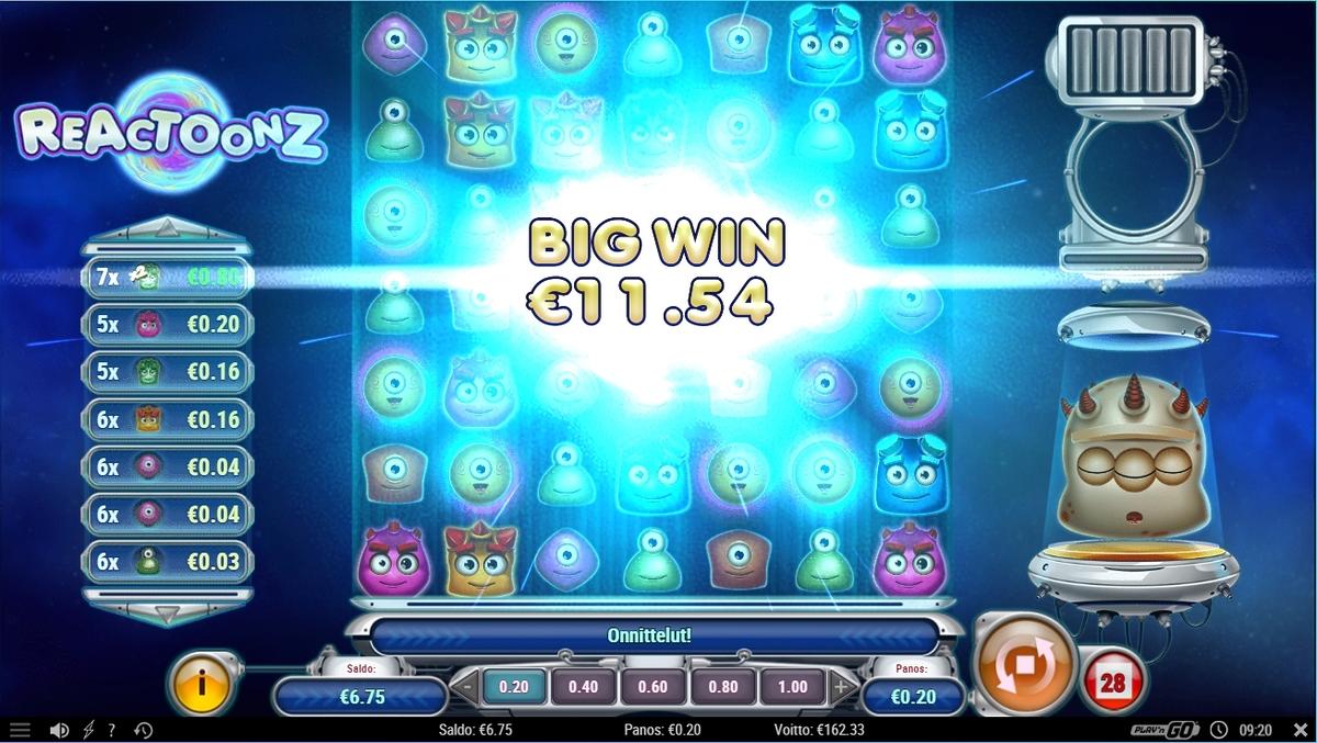 Reactoonz slot machine online casino gambling big win